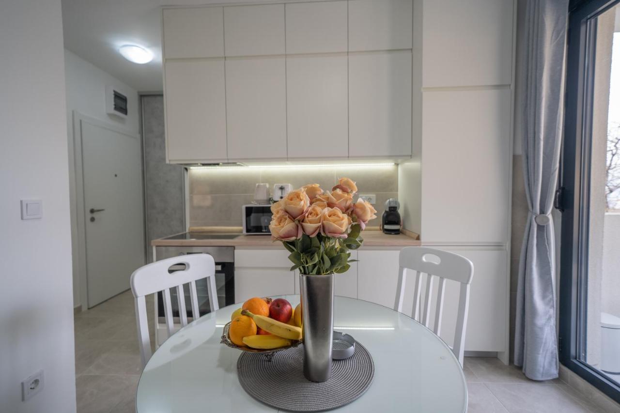 Apartment Adriana Котор Екстериор снимка