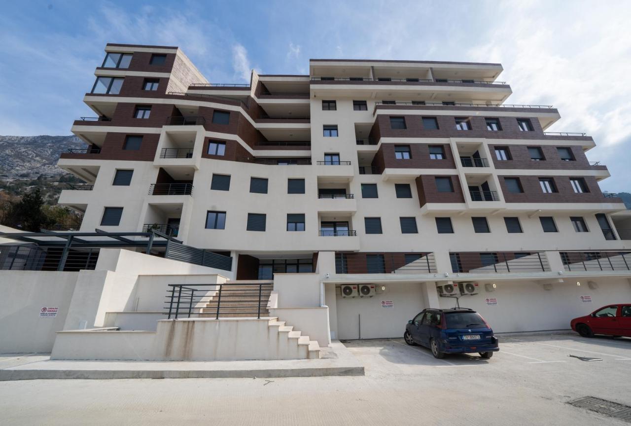 Apartment Adriana Котор Екстериор снимка