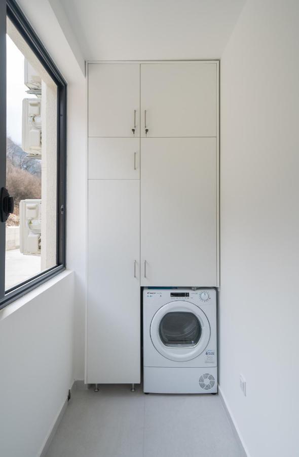 Apartment Adriana Котор Екстериор снимка